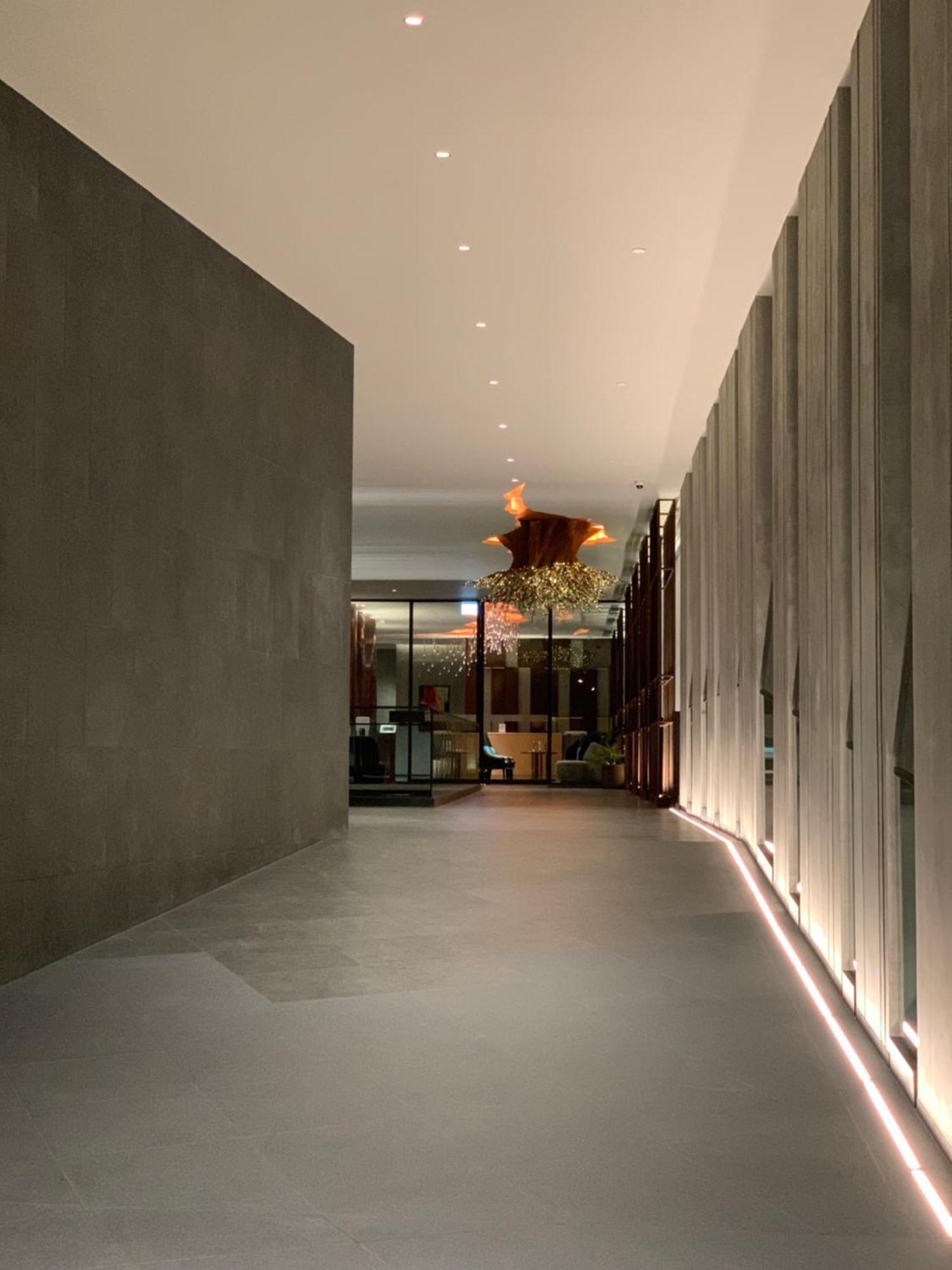 Edge Pty Luxury Front Seaview 2bedroom